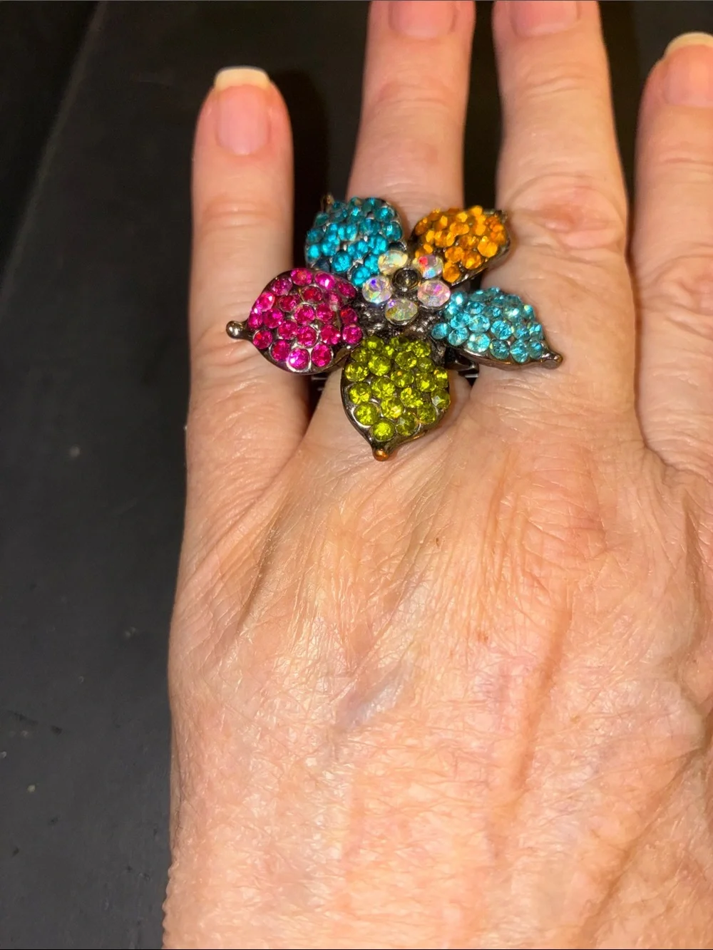 Multicolor Crystal Flower Cocktail Stretch Ring